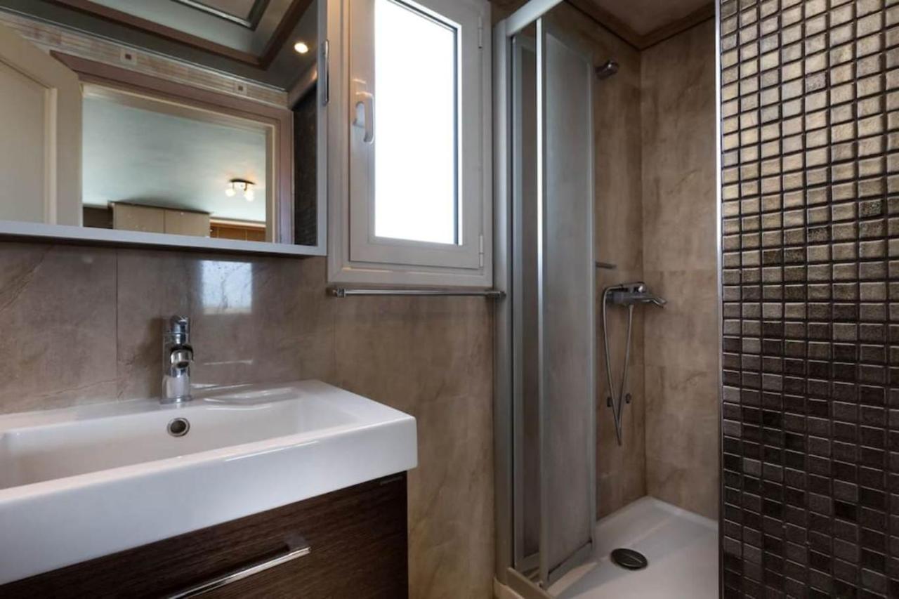 165 Sm Penthouse Maisonette Apartment Athene Buitenkant foto